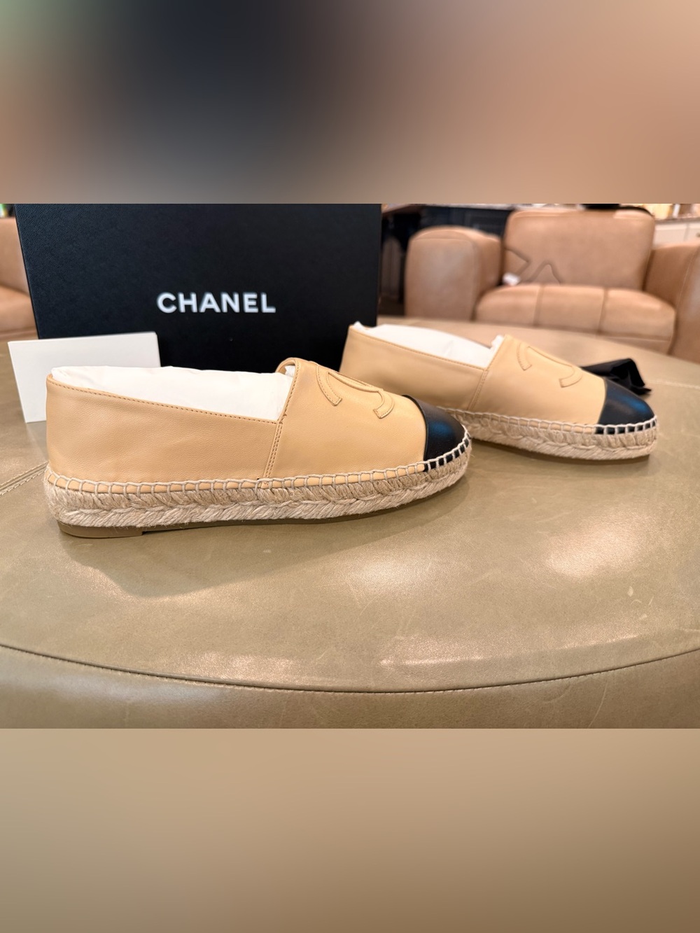 NWT Chanel - Espadrilles, beige & black lambskin, size 37 (US7). - Picture 5 of 8